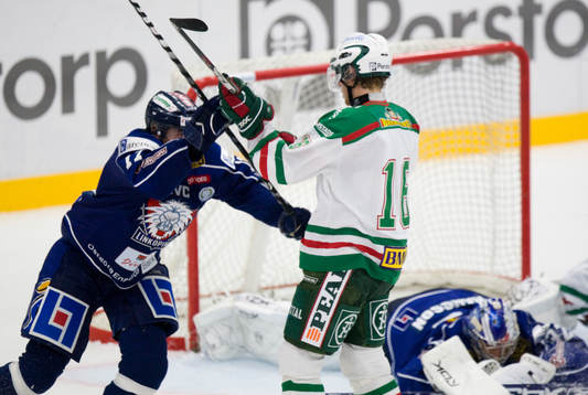 Nye Ivan Majesky bankar på unge Christopher Liljewall