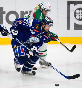 Jan Hlavac före Christen Abbott