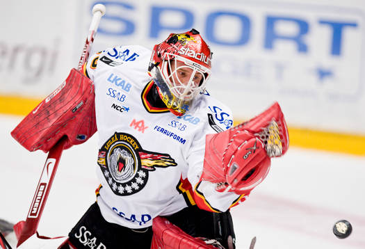 Gusten Törnqvist, Målvakt