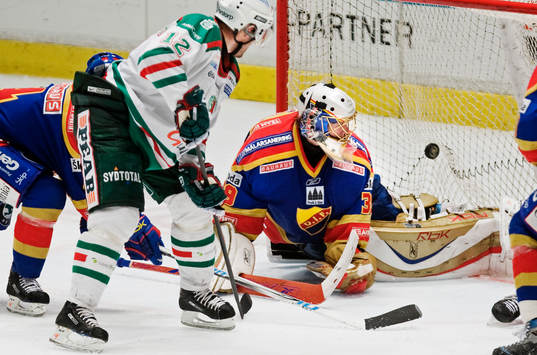 Peter Högardh, Rögle, gör 1-1
