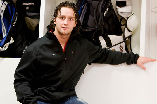 Patrick Yetman, Modo
