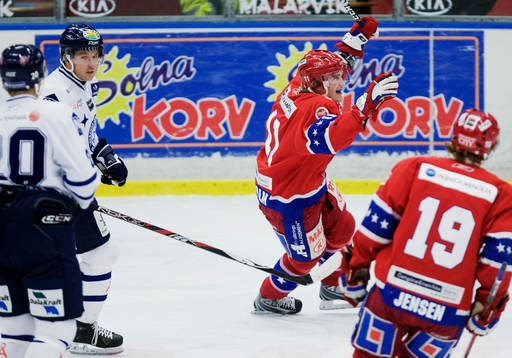 Christoffer Lindholm, Huddinge, jubel