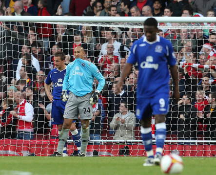 Phil Jagielka och Tim Howard, Everton, depp