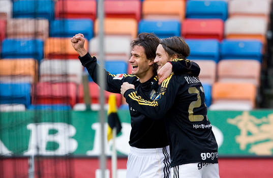 Iván Óbolo, och Mats Rubarth, AIK, jubel