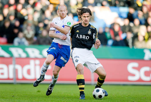 Magnus Samuelsson, Norrköping, och Iván Óbolo, AIK