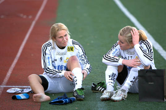 Emma Jonsson och Katri Nokso Koivisto, Bälinge depp