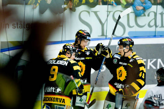 Christian Söderström, Skellefteå avgör i tom målbur.