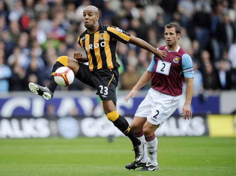 Marlon King, Hull och Lucas Neill, West Ham