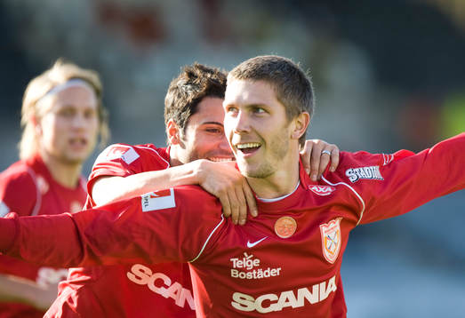 0-1, Dennis Östlundh, jubel, Stefan Batan grattar