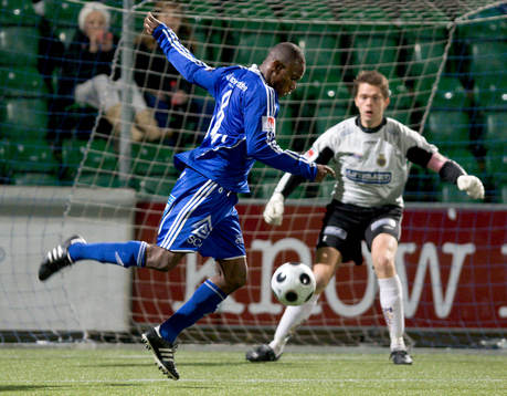 Robert Mambo Mumba, Sundsvall mot Mattias Hugosson,