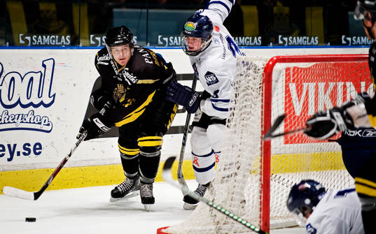 Patrik Bergström, AIK, och  Oliver Ekman-Larsson, Leksand