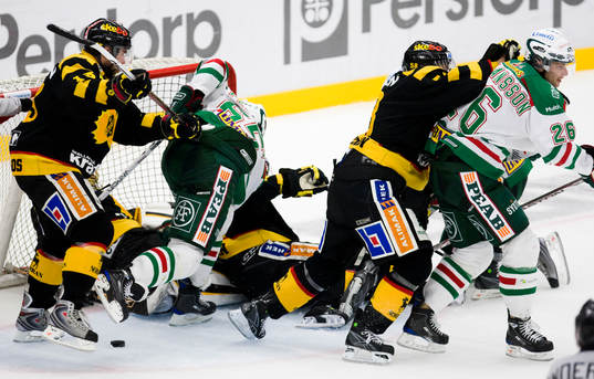 Tight framför Skellefteås mål
