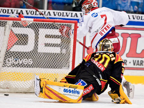 Fredrik Hynning, Timrå gör mål på Anders Lindbäck,