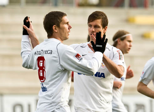 Dennis Östlundh och Filip Bergman, Assyriska, jubel