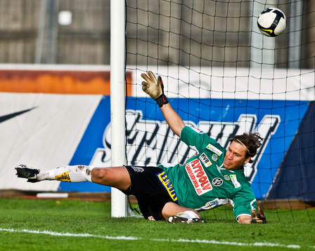 Sebastian Karlsson, målvakt