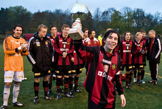 Claudio Rojas Flores och  Brommapojkarna svenska junior