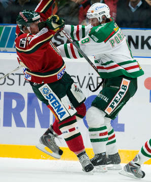 Mathias Porseland, Rögle, sänker en frölunda-spelare