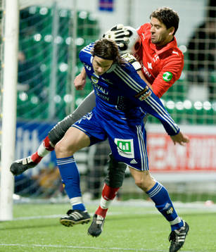 Linus Hallenius, Sundsvall mot Nuredin Bakiu, Målvakt