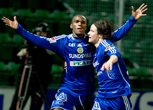 Robert Mambo Mumba, Sundsvall jubel med Linus Hallenius