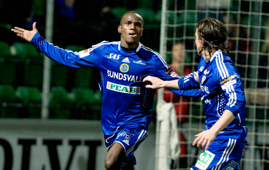 Robert Mambo Mumba, Sundsvall jubel med Linus Hallenius