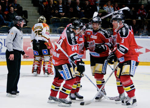 Bläddra bland fler bilder av Ishockey, Elitserien, Modo - Brynäs