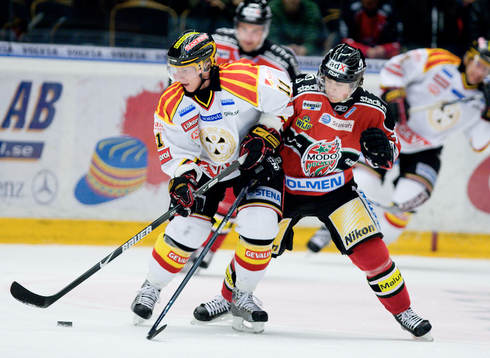 Juuso Hietanen, Brynäs och Mats Zuccarello Aasen, Modo