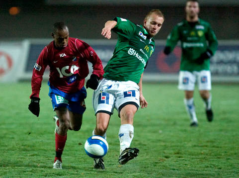 Jabu Mahlangu, Öster