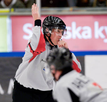 Morgan Johansson, Domare