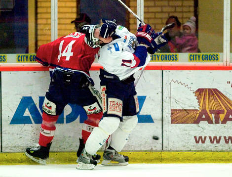 Magnus Svensson, Bofors, stoppas av Josh Macnevin, Växjö