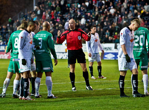 Bläddra bland fler bilder av Fotboll, Allsvenskan, Ljungskile - Gais