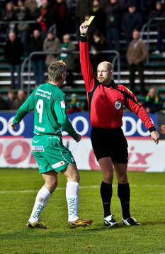 Domare Martin Hansson ger Jörgen Wålemark, Ljungskile,