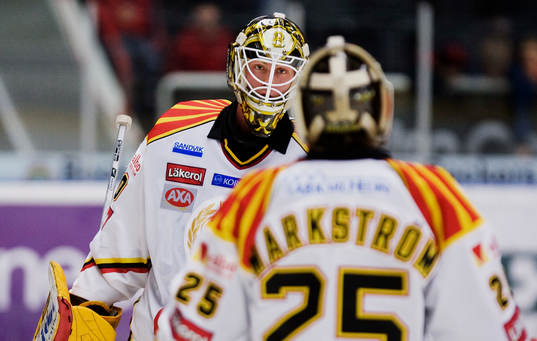 Anders Lindbäck, målvakt, byts ut mot Jacob Markström,