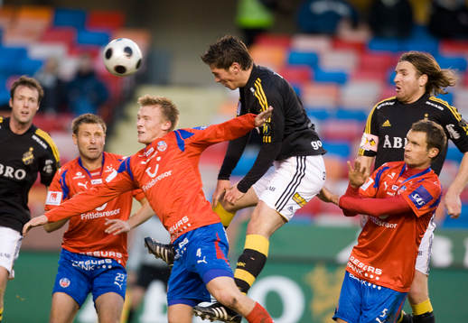 Miran Burgic, AIK, och Andreas Landgren, Helsingborg