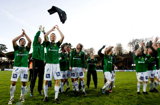 Bläddra bland fler bilder av Fotboll, kval till Superettan, Jönköping Södra - Öster