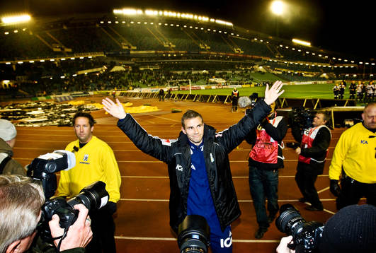 Niclas Alexandersson, tackas av publiken
