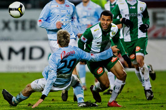 Charlie Davies, Hammarby, lurar Niklas Hansson, Malmö