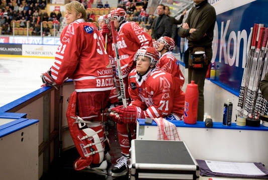 Jonathan Hedström, på bänken