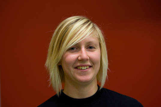 Emely Sörenssen, instruktör