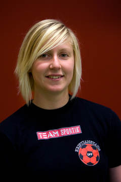 Emely Sörenssen, instruktör