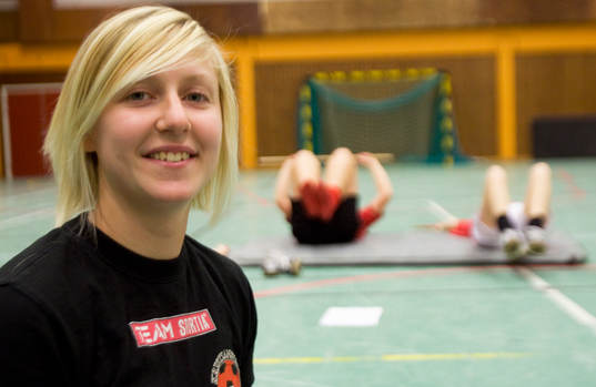 Emely Sörenssen, instruktör