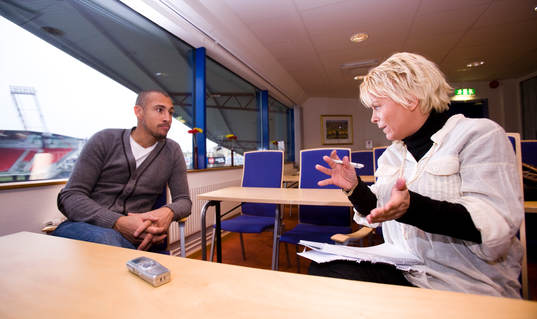 Henrik Larsson och Malin Fransson, journalist, Dagens