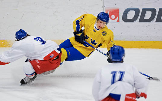 Nicklas Lasu, Sverige
