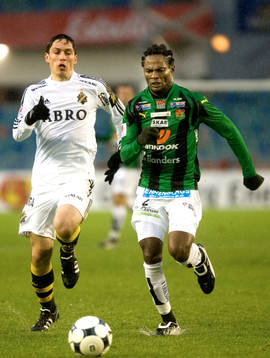 Reuben Ayarna, Gais