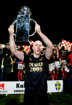 Henrik Rydström, med pokalen, SM-Guld, jubel. Svenska