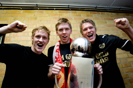 Tre bröder med pokalen, SM-Guld, Rasmus Elm, David Elm,