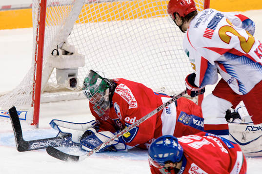 Miroslav Kopriva, Målvakt Tjeckien och Konstantin Korneev,