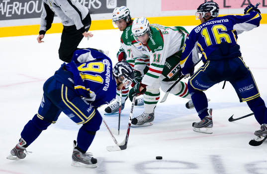 Björn Melin och Kris Beech, HV71. Mattias Sjöberg och
