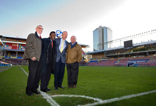 Pelé besökte Råsunda och delar av VM laget från 1958.