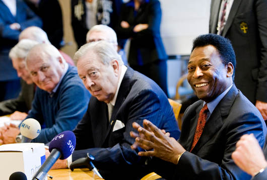 Pelé besökte Råsunda och delar av VM laget från 1958.
