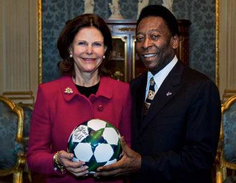 Drottning Silvia och Pelé möttes i det kungliga slottet